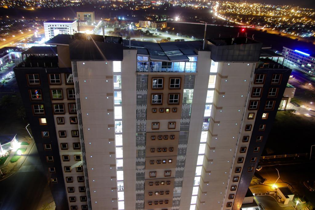 Tullow Apartments Gaborone Exterior photo